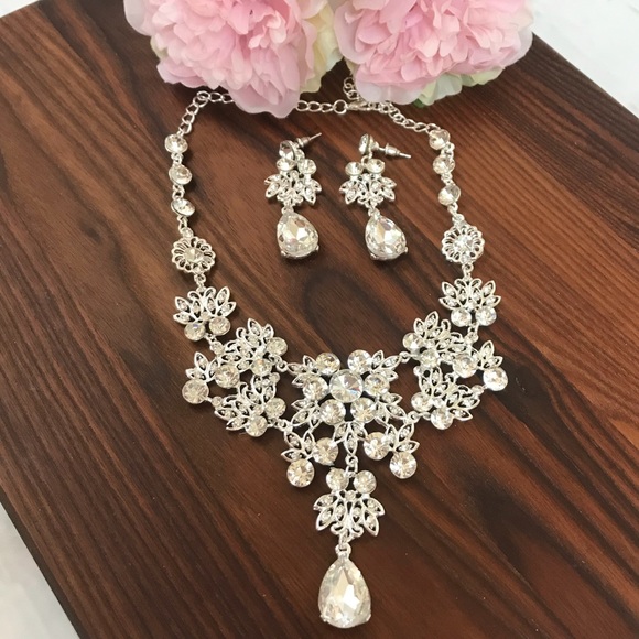 Bridal Crystal Rhinestone Necklace and Earring Set - Picture 5 of 9